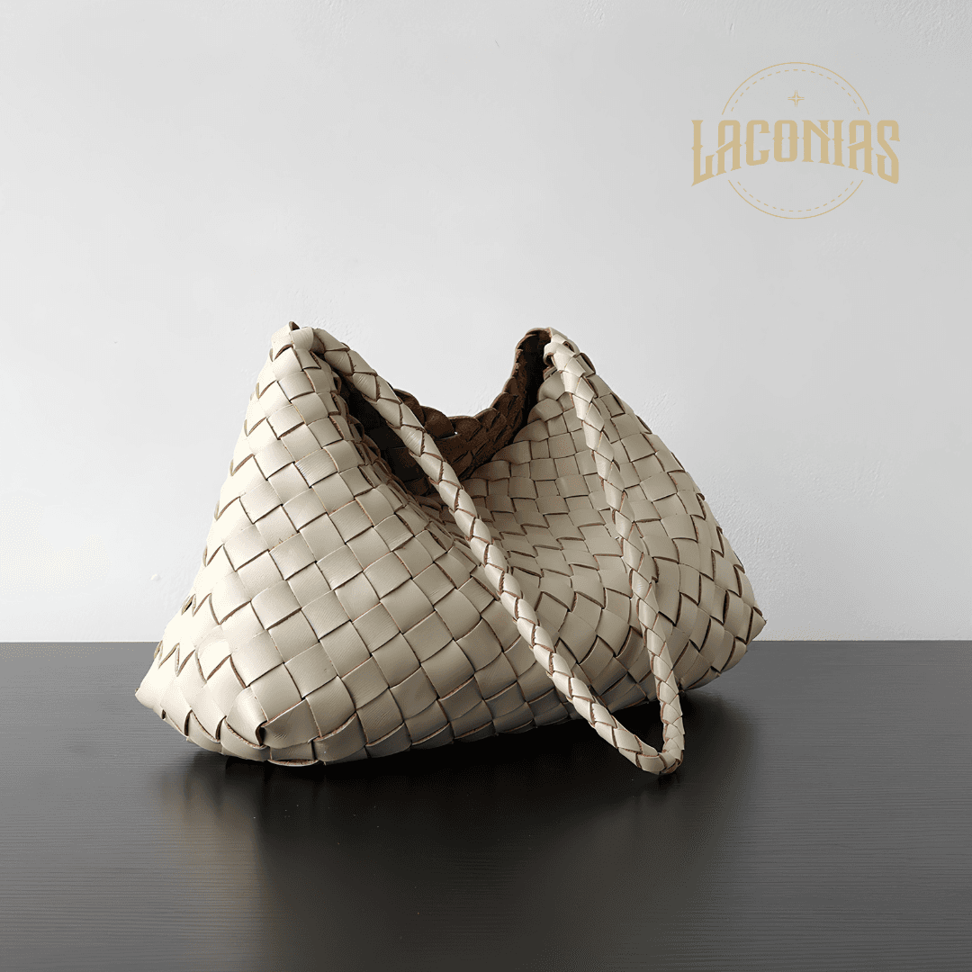 Sheepskin woven bag, armpit bag — showcase 3