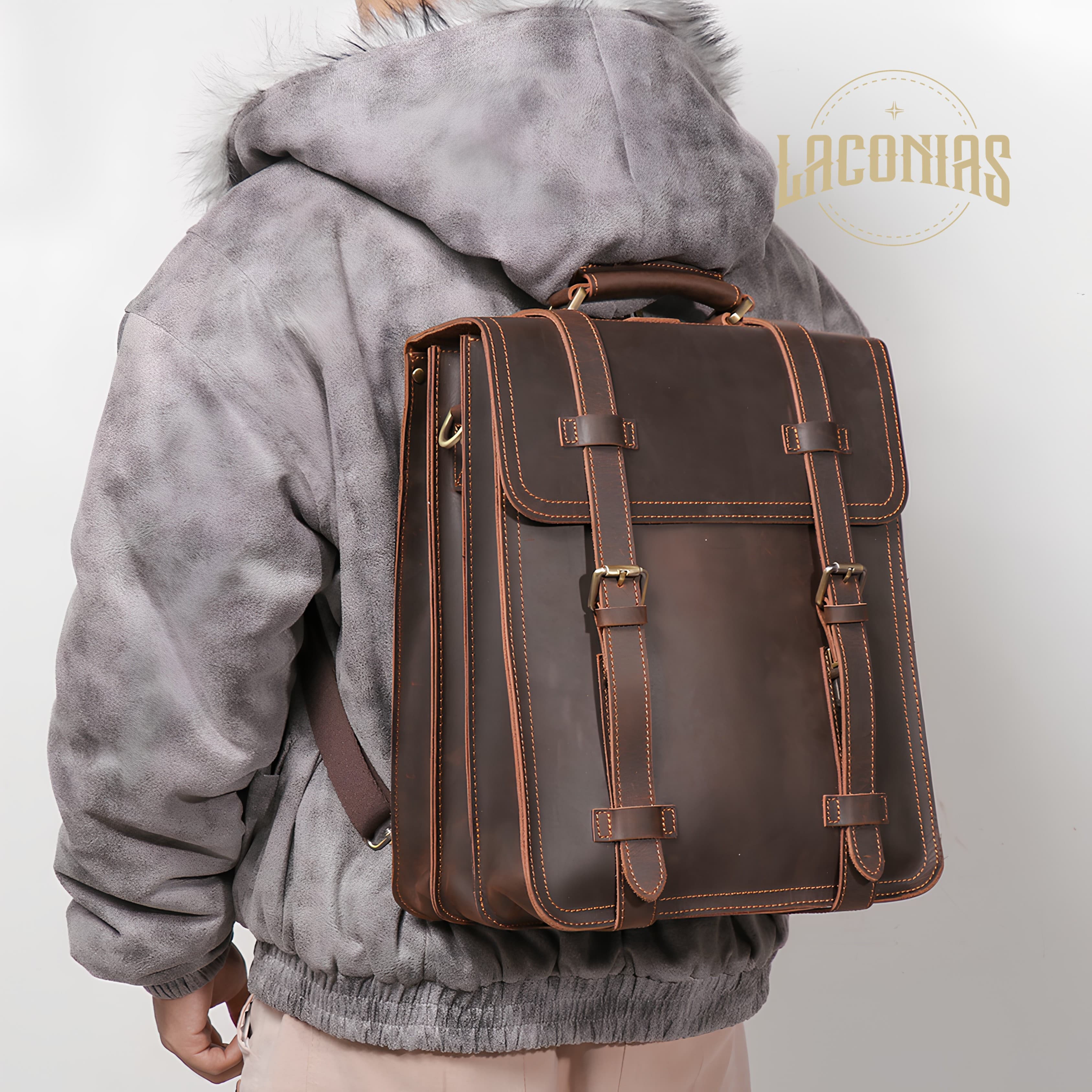 Men's cowhide large-capacity computer bag backpack — showcase 1